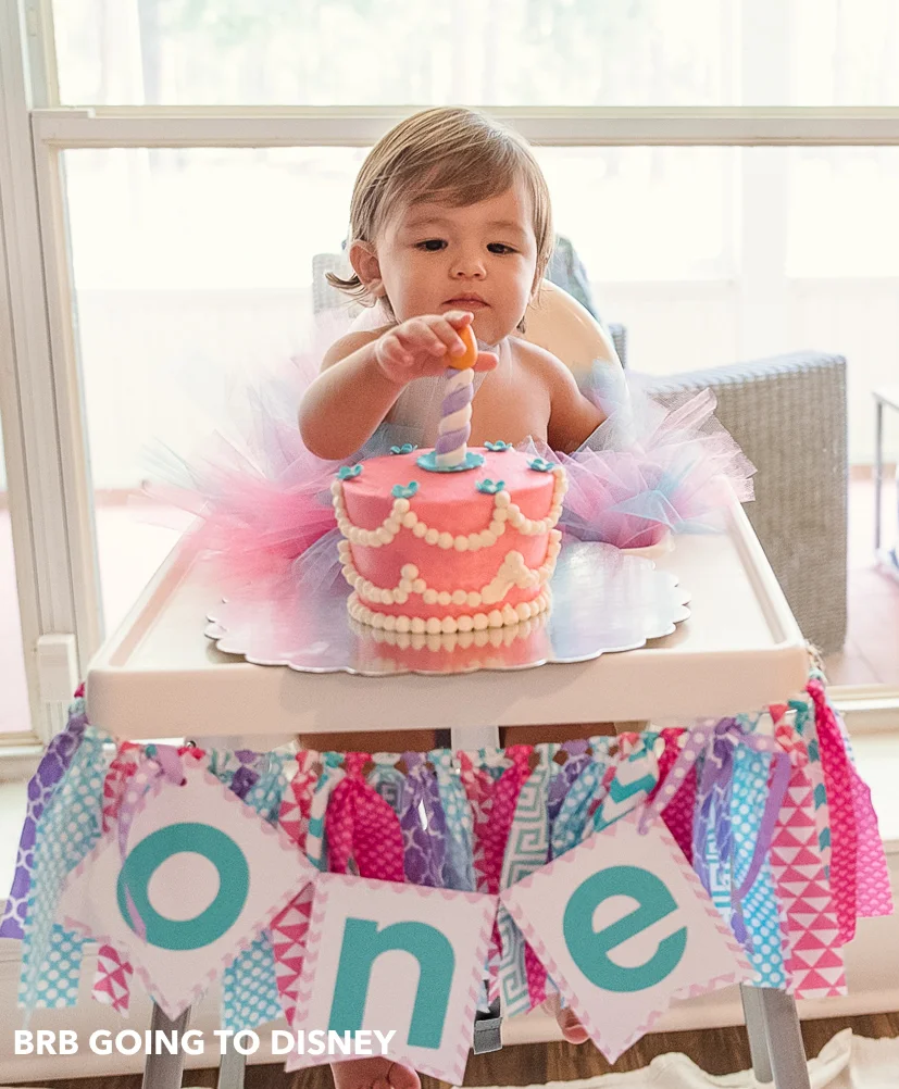Alice in wonderland smash cake
