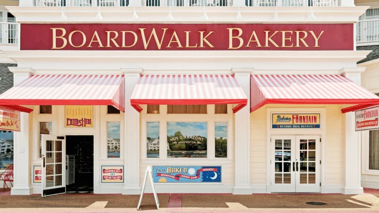 Planning a Disney Vacation and curios about Disney World restaurants? Check out the best quick service restaurants at Disney World.